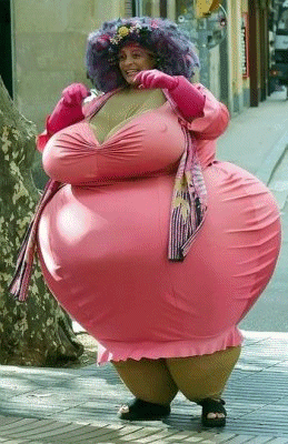 fat jiggly woman gif